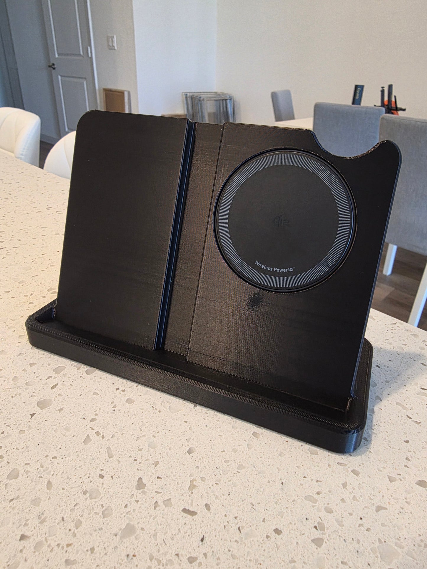 Samsung Galaxy Z Fold 7 Wireless Charging Dock