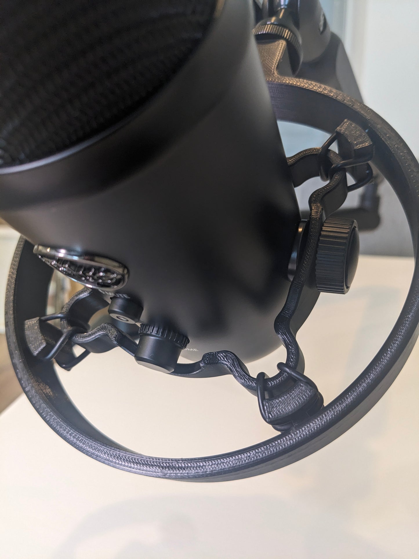 Logitech Creators Blue Yeti Shock Mount