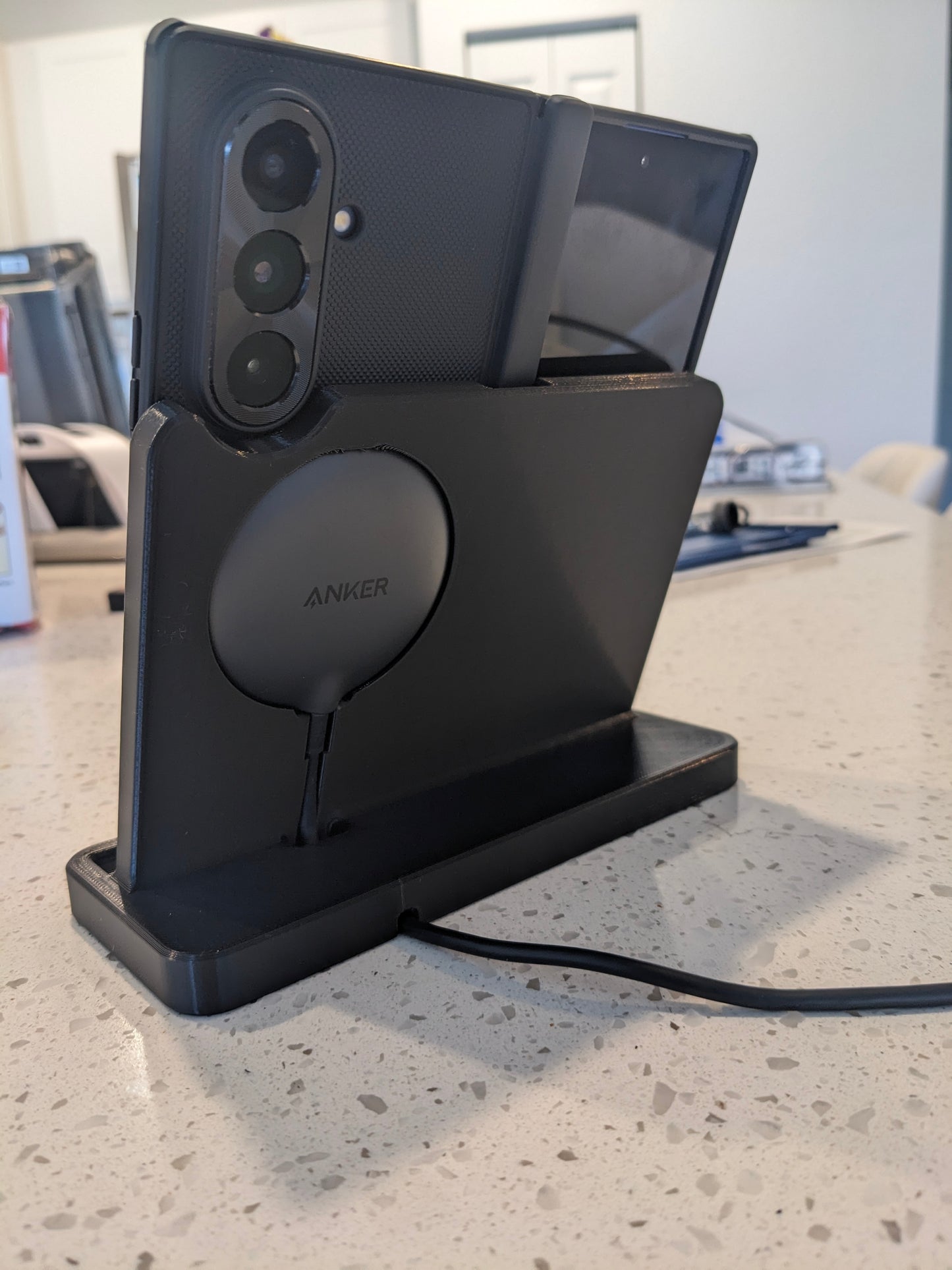Samsung Galaxy Z Fold 7 Wireless Charging Dock