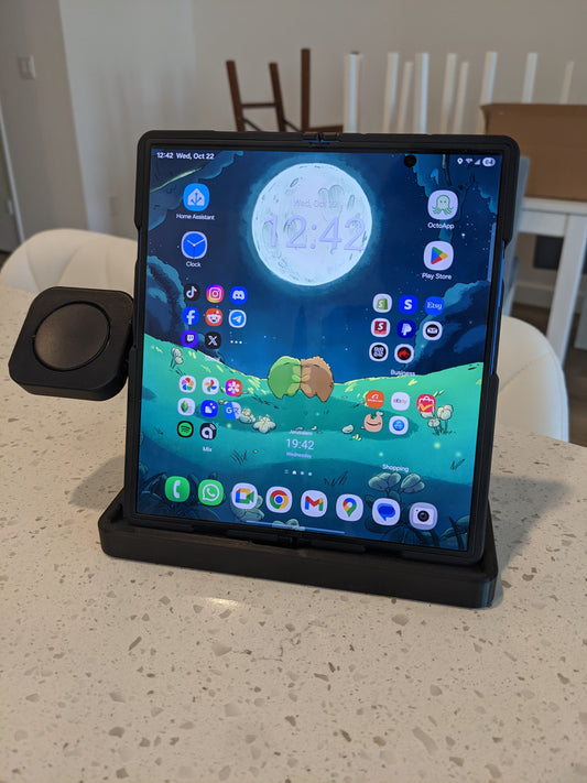 Samsung Galaxy Z Fold 7 Wireless Charging Dock V2.0