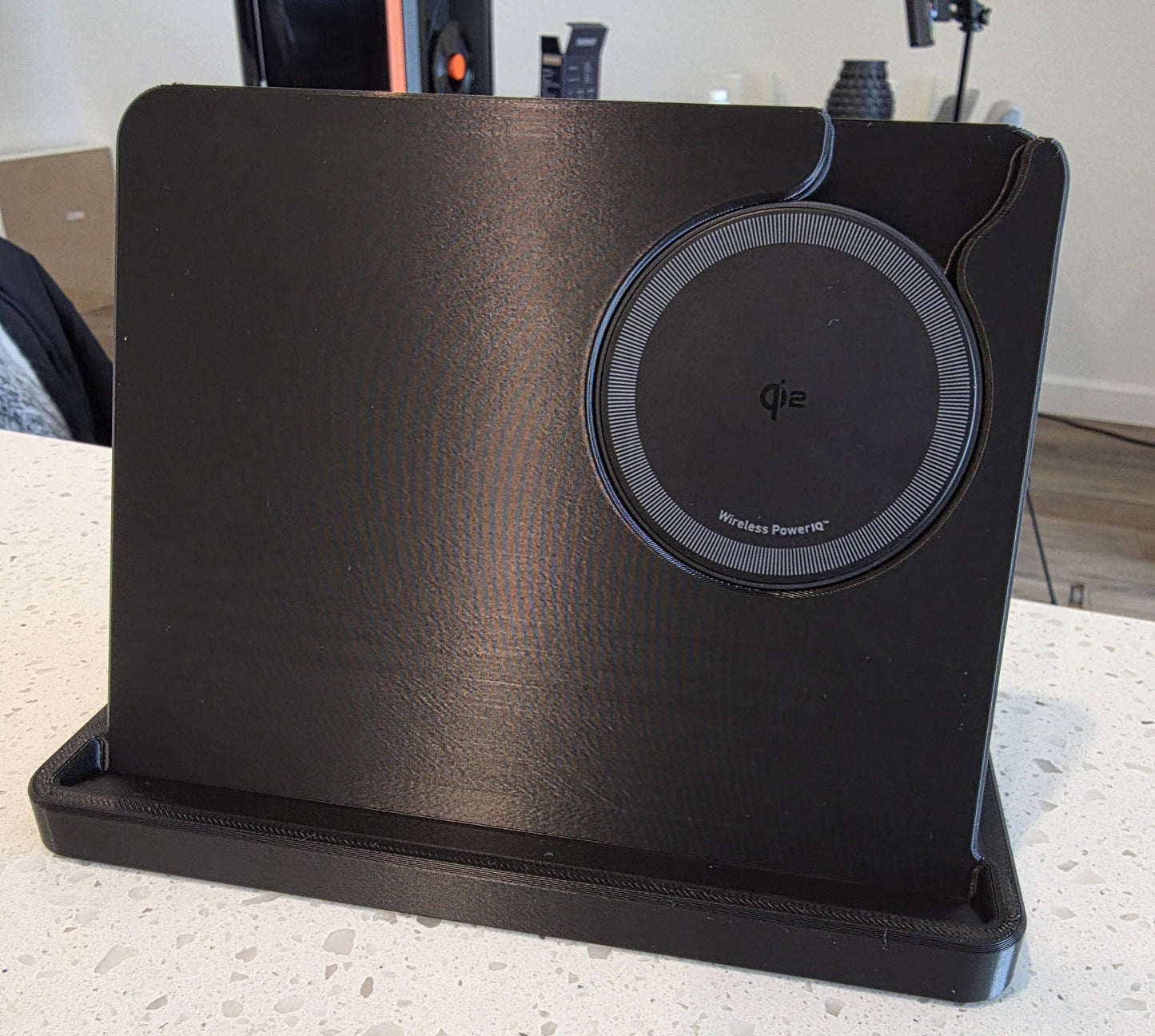 Samsung Galaxy Z Fold 7 Wireless Charging Dock - Update 1